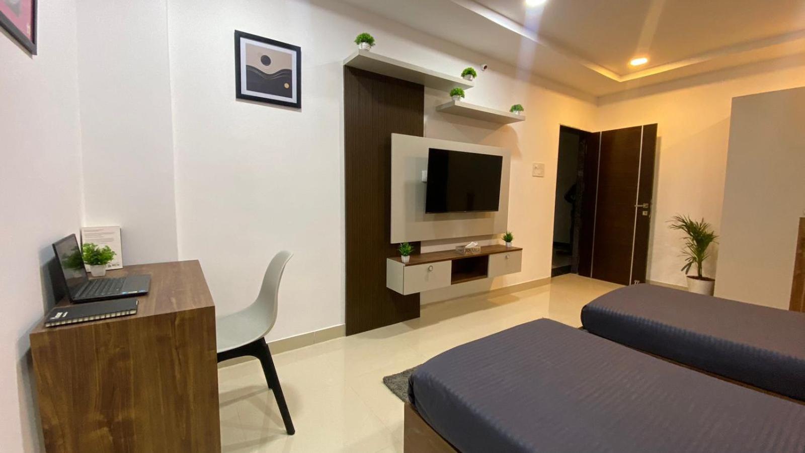 Housr 78 Madhapur Hitech City Near Yashoda Hospital Hajdarábád Exteriér fotografie